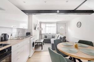 The Barack Nest Colchester