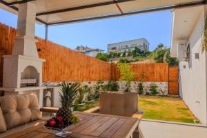 Holidays are the best days, villa vacation is great