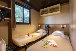 Campings Camping La Pinede : Chalet 3 Chambres