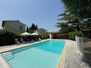 Maisons de vacances La Provencale - Piscine - Chambres climatisees : photos des chambres