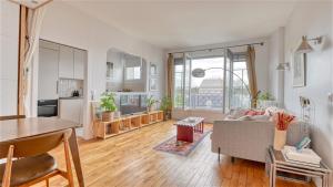 Balcon Wi Fi, Paris 14 Montparnasse Gaîté by Weekome