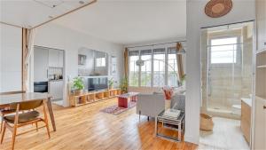 Balcon Wi Fi, Paris 14 Montparnasse Gaîté by Weekome