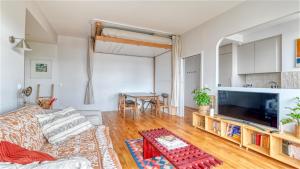 Balcon Wi Fi, Paris 14 Montparnasse Gaîté by Weekome