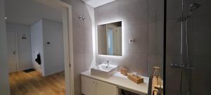 Ocean Breeze Apartment with a pleasant Patio