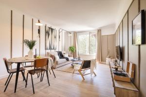 Artix - 1 chambre à Invalides