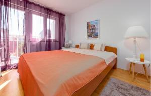 2 Bedroom Awesome Apartment In Zadar 