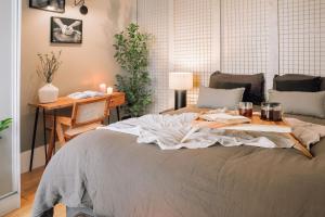 Aya - 1 chambre à Invalides