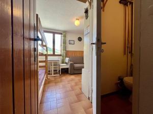 Appartements Studio 18m² pour 2 personnes a Vars les Claux a 100m des pistes et 10m des commerces - FR-1-330B-182 : photos des chambres