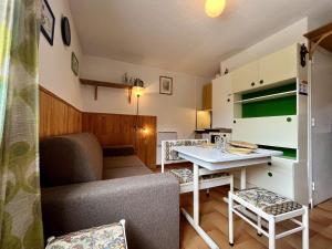 Appartements Studio 18m² pour 2 personnes a Vars les Claux a 100m des pistes et 10m des commerces - FR-1-330B-182 : photos des chambres