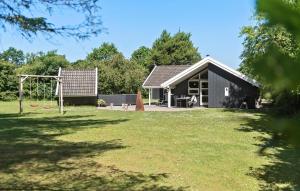 Amazing Home In Oksbøl With Sauna - 4hvězdičkové hotely ve městě Oksbøl