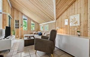 Amazing Home In Oksbøl With Sauna