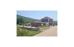 Beautiful Home In Slivno 