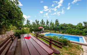 Amazing Apartment In Stara Vas 