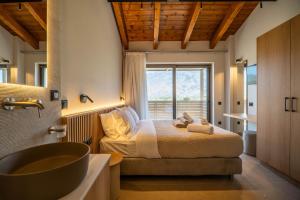 Villa Zen Chrysi by PosarelliVillas