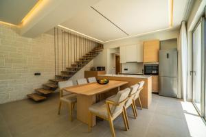 Villa Zen Chrysi by PosarelliVillas