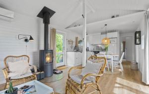 2 Bedroom Gorgeous Home In Hjørring