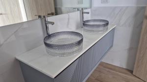 Luxury Beach Penthouse Jacuzzi Lagoon View