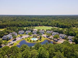 65D Isle Awhile condo