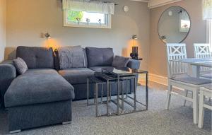 1 Bedroom Nice Apartment In Aneby