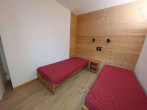 Apartment (5 Adults) room in Appartement Valmorel 2 pièces 5 personnes - FR-1-356-196