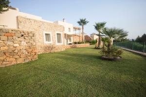Enchanting Santa Gertrudis 6 Bedroom Villa, 1019