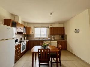 STAY Sunny Palms Penthouse