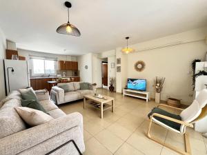 STAY Sunny Palms Penthouse