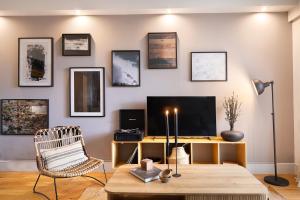 Angles - 1 chambre à Montmartre