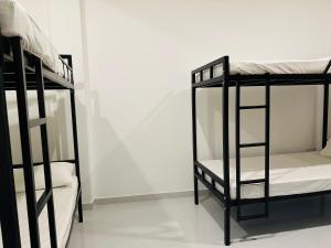 Overnight Beach & Airport Hostel Negombo