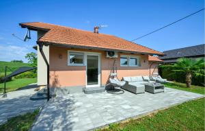 2 Bedroom Cozy Home In Duga Resa