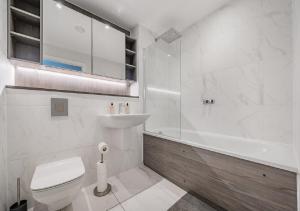 Exceptional two bedroom of the South Tower