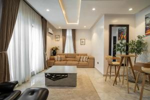 Topaz Ologolo, Lekki - Ubytování bez kategorie ve městě Lekki