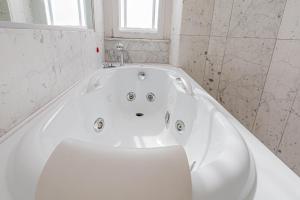 Appartamento a 5 stelle con idromassaggio con 2 camere da letto