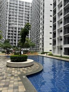 Staycation near MOA, SMX Convention, DFA & NAIA,