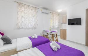 Awesome Apartment In Pula With Wifi