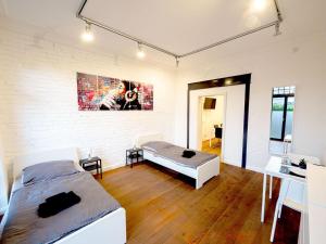 Monteurwohnung-in-Villa-8-Betten-WLAN-TV-Einbaukueche-Ahrensburg-Zentrum-Naehe-Hamburg-OD06a