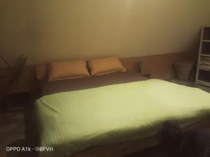 Five Queens Studio Apartment