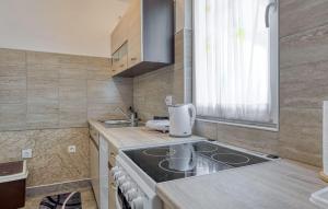 Awesome Home In Veli Losinj With Wifi 