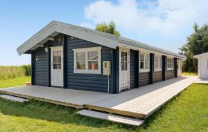 Nice Home In Rødby With Wifi