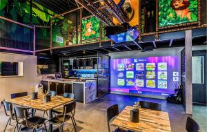 Awesome Home In Voorthuizen