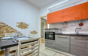 Cozy Apartment In Chiavari With Wifi