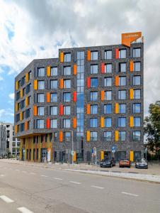 Legnicka Homely Studio by BookingHost