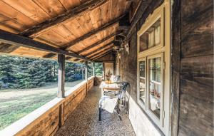 3 Bedroom Nice Home In Derezani 