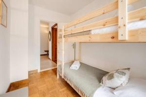 House 11 guests 2 cozy apartments near ski slopes