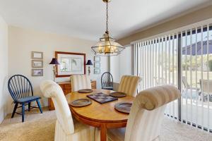 The Charming Palm Escape