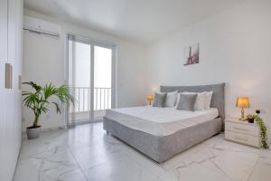 New! Sant Anna Residences, Apt 1 by SF Homes
