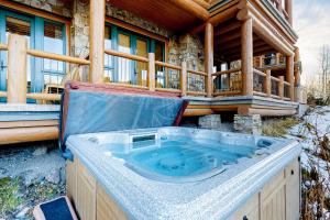 Villas at Tristant 209 - San Sophia View (upstairs)