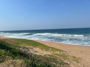 Beachfront Hotel, La Mercy