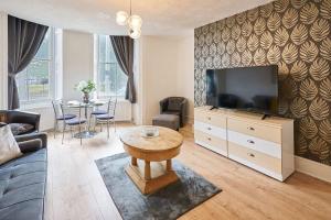 Host & Stay - Grand Parade Apartment