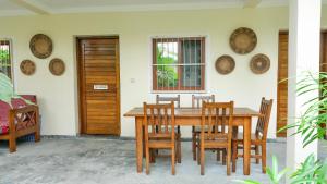 Zanra Residence